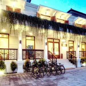 отель Seminyak Lagoon All Suites Hotel