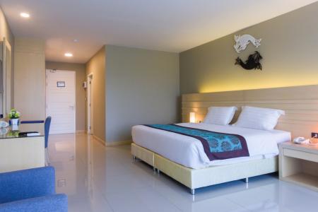 Отель The Par Phuket в о. Пхукет - Таиланд