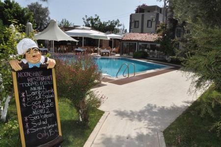Отель Moonshine Hotel & Suites в Бодрум - Турция