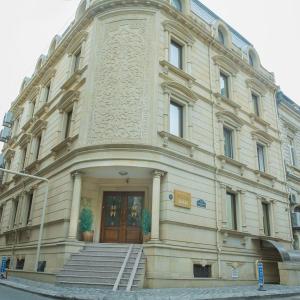 отель Nemi Hotel