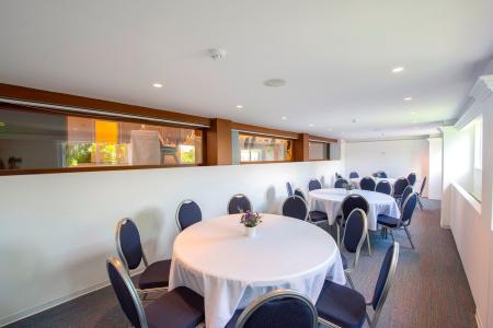 Cavo Maris Beach Hotel