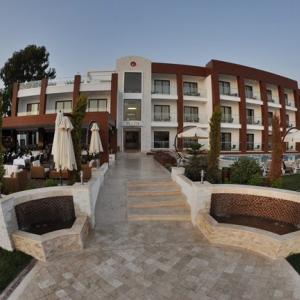 отель Turiya Hotel & Spa