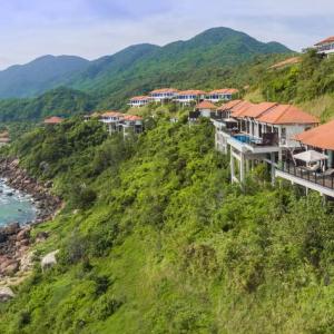 отель Banyan Tree Lang Co