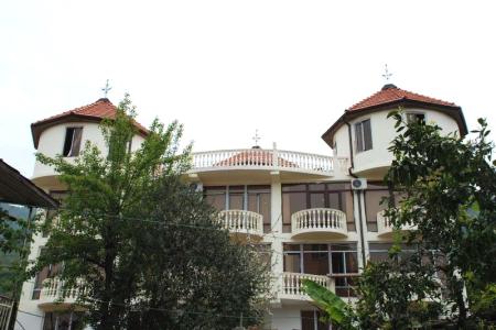 Отель Абхазия в Гагра - Абхазия