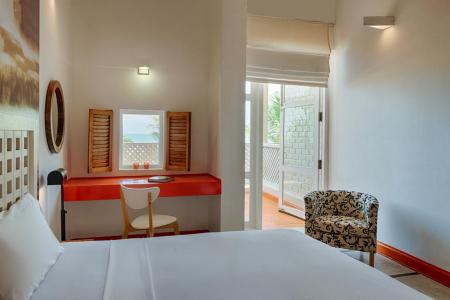 Отель Hotel J Negombo в Негомбо - Шри-Ланка