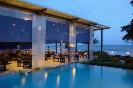 Отель Bandara On Sea в Районг - Таиланд