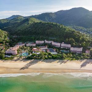 отель Centara Grand Beach Resort Phuket