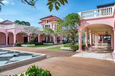 Отель Centara Grand Beach Resort Phuket в пляж Карон - Таиланд