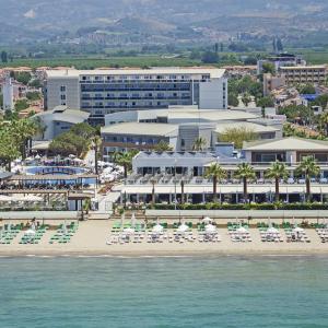 отель Palm Wings Kusadasi Beach Resort