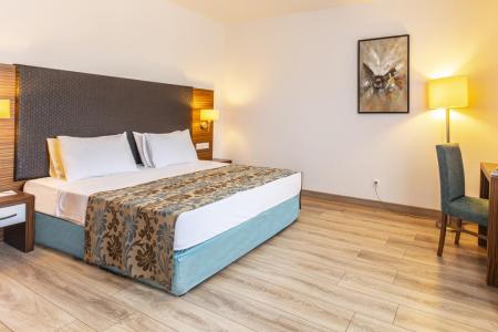 Отель Palm Wings Kusadasi Beach Resort в Кушадасы - Турция