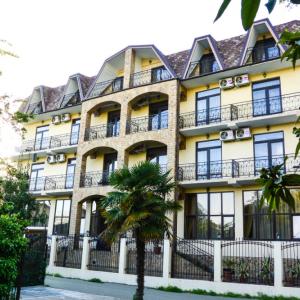 отель Амран