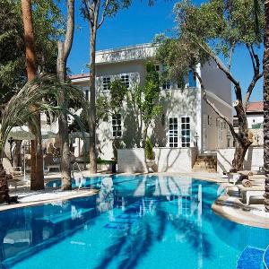 отель Elegance East Hotel