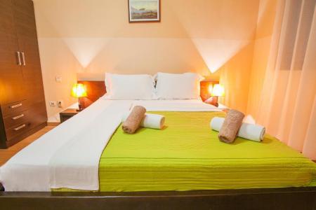 Отель Elite Azur в Петровац - Черногория