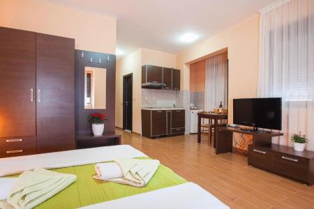 Отель Elite Azur в Петровац - Черногория