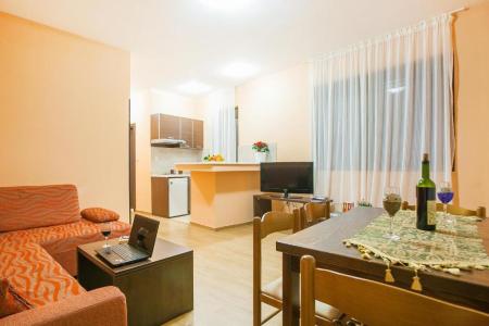 Отель Elite Azur в Петровац - Черногория