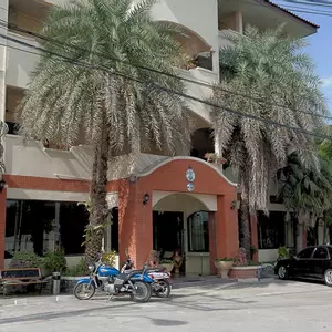 отель The Sala Pattaya
