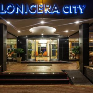 отель Lonicera City