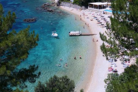 Akrotiri Beach Hotel