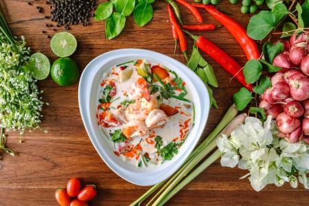 Отель CC`s Hideaway Hotel в пляж Карон - Таиланд