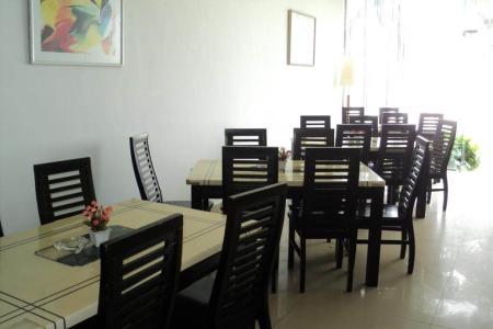 New Tri Star Beach Hotel