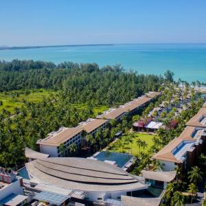 отель Graceland Khaolak Beach Resort
