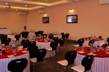 Отель Golden Tulip Grand View Resort в Кандолим - Индия