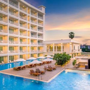 отель Chanalai Hillside Resort