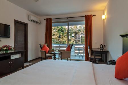 Отель Meraden Opus в Анджуна - Индия