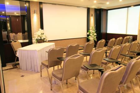 Отель Aksan Hotel в Измир - Турция