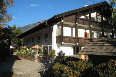 Hotel-Restaurant Karlsteiner Stuben