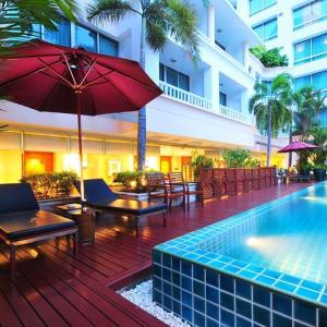 отель At Ease Saladaeng by Aetas