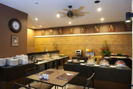 Отель You Dee Hotel Patong в пляж Патонг - Таиланд