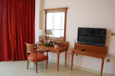 Отель Al Madina Suites в Доха - Катар