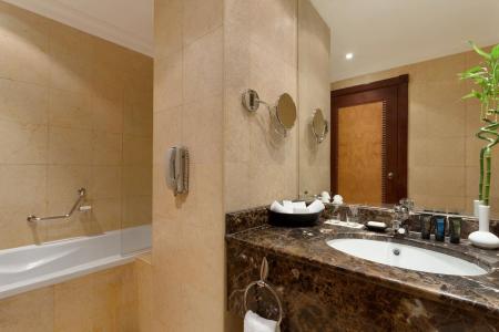 Отель Grand Regency Doha Trademark Collection by Wyndham в Доха - Катар