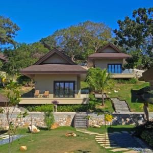 отель Two Seasons Coron Island Resort & Spa