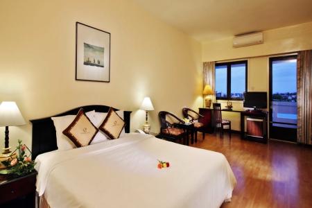 Отель Century Riverside в Хюэ - Вьетнам