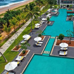 отель NH Bentota Ceysands Resort