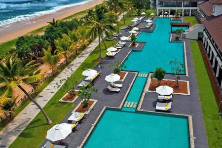 Отель NH Bentota Ceysands Resort в Бентота - Шри-Ланка