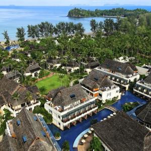 отель Chada Lanta Beach Resort