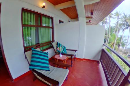 Отель Sri Gemunu Beach Resort в Унаватуна - Шри-Ланка