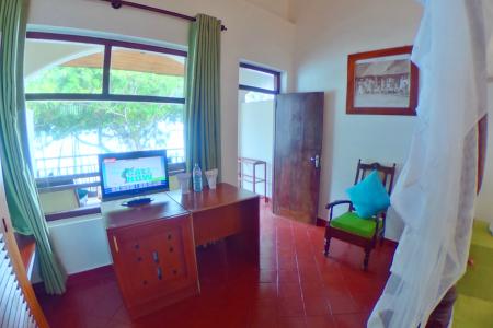 Отель Sri Gemunu Beach Resort в Унаватуна - Шри-Ланка