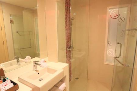 Отель Sleep With Me Hotel Design Hotel @ Patong в пляж Патонг - Таиланд