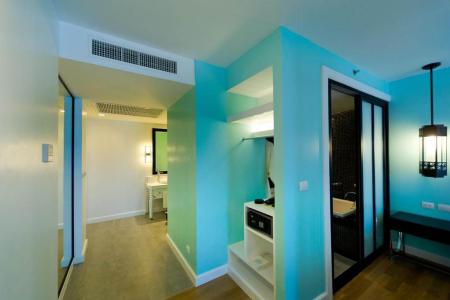 Отель Wave Hotel в Паттайя Бич Роад - Таиланд