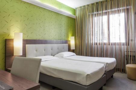 Отель Des Etrangers в Милан - Италия