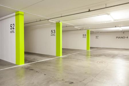 Отель Des Etrangers в Милан - Италия