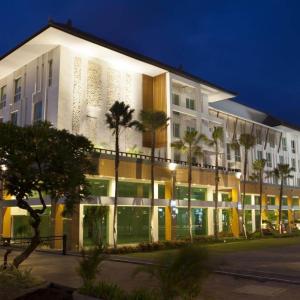 отель Bintang Kuta Hotel