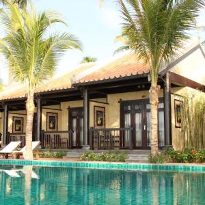 отель Lotus Village Resort