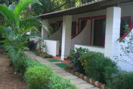 Отель Jolly Jolly Lester в Вагатор - Индия