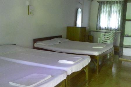 Отель Jolly Jolly Lester в Вагатор - Индия