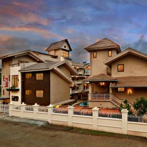 отель La Sunila Suites